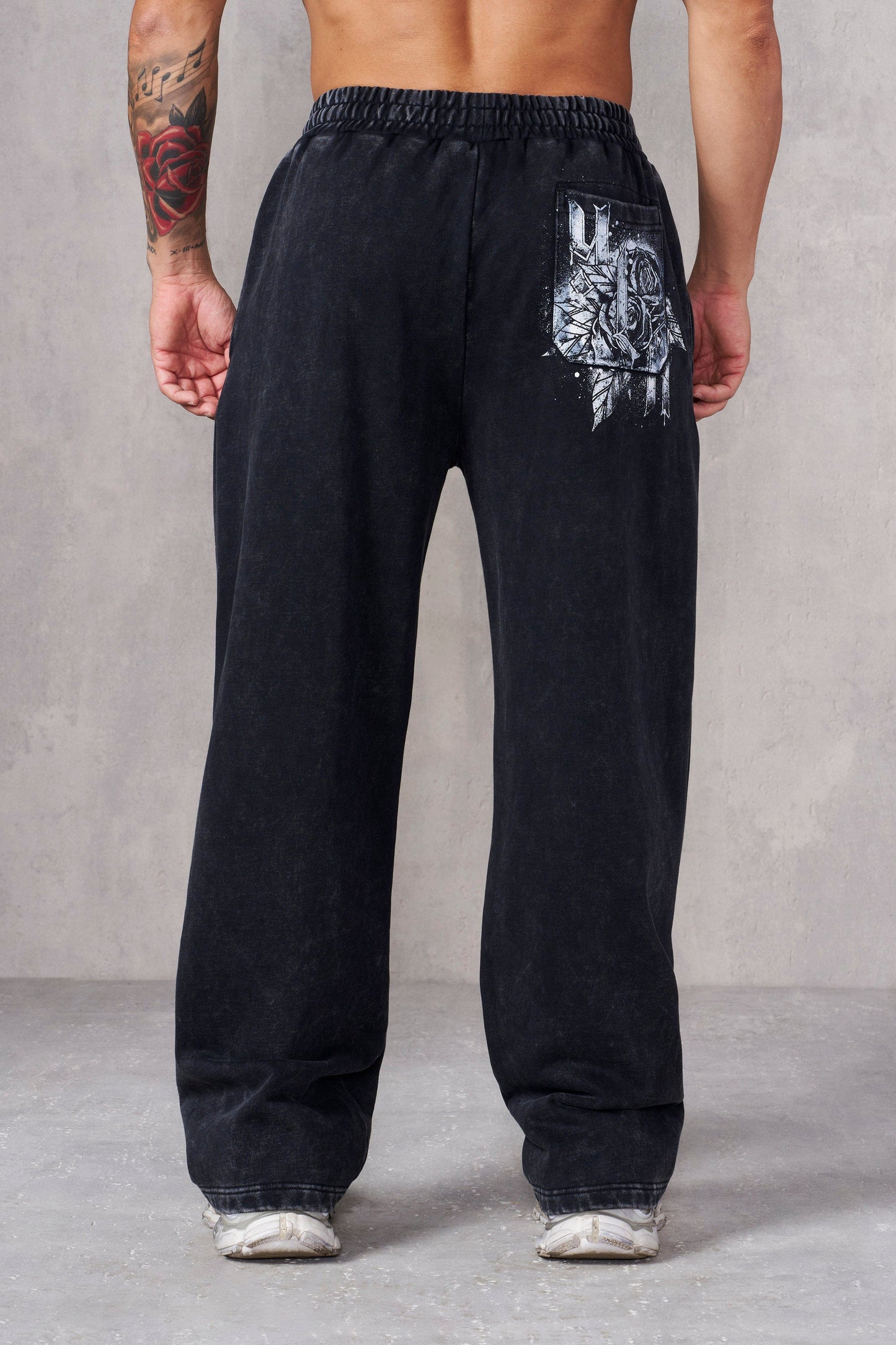 2116 - Dynasty Sweats