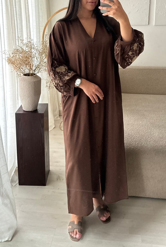 Robe brodée RIAD L2878 | Marron chocolat